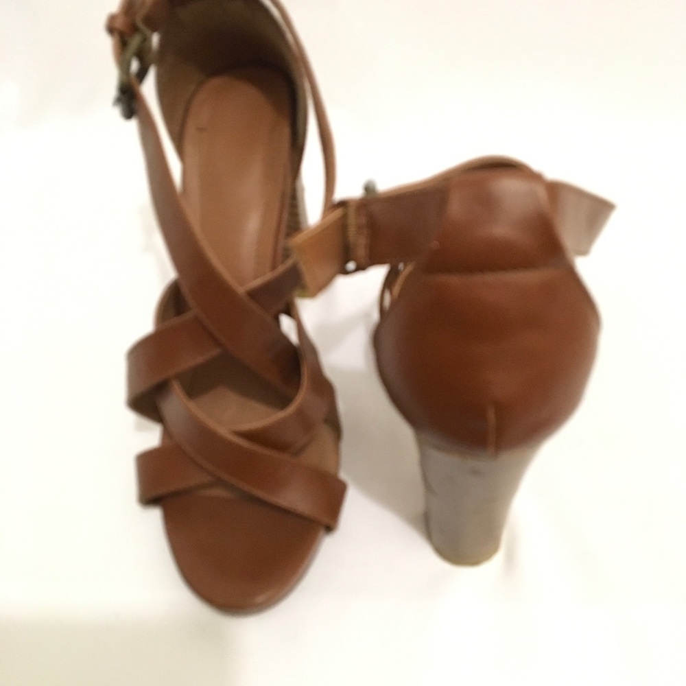 Shoes - Picture 2 of 3